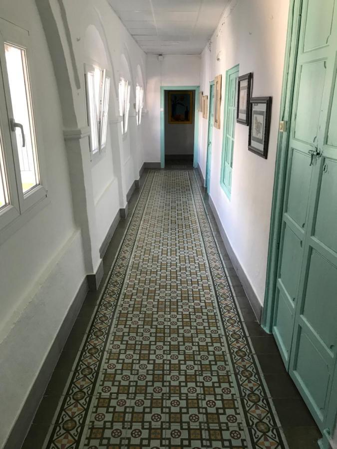 Отель La Casa En El Centro Эсиха Экстерьер фото