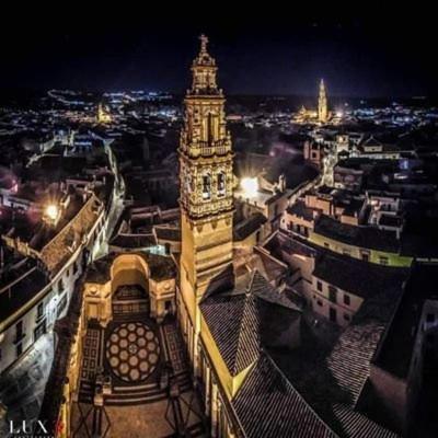 Отель La Casa En El Centro Эсиха Экстерьер фото